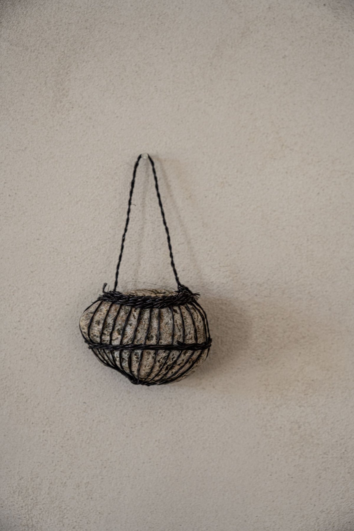 Fili, Weaved stone, 05