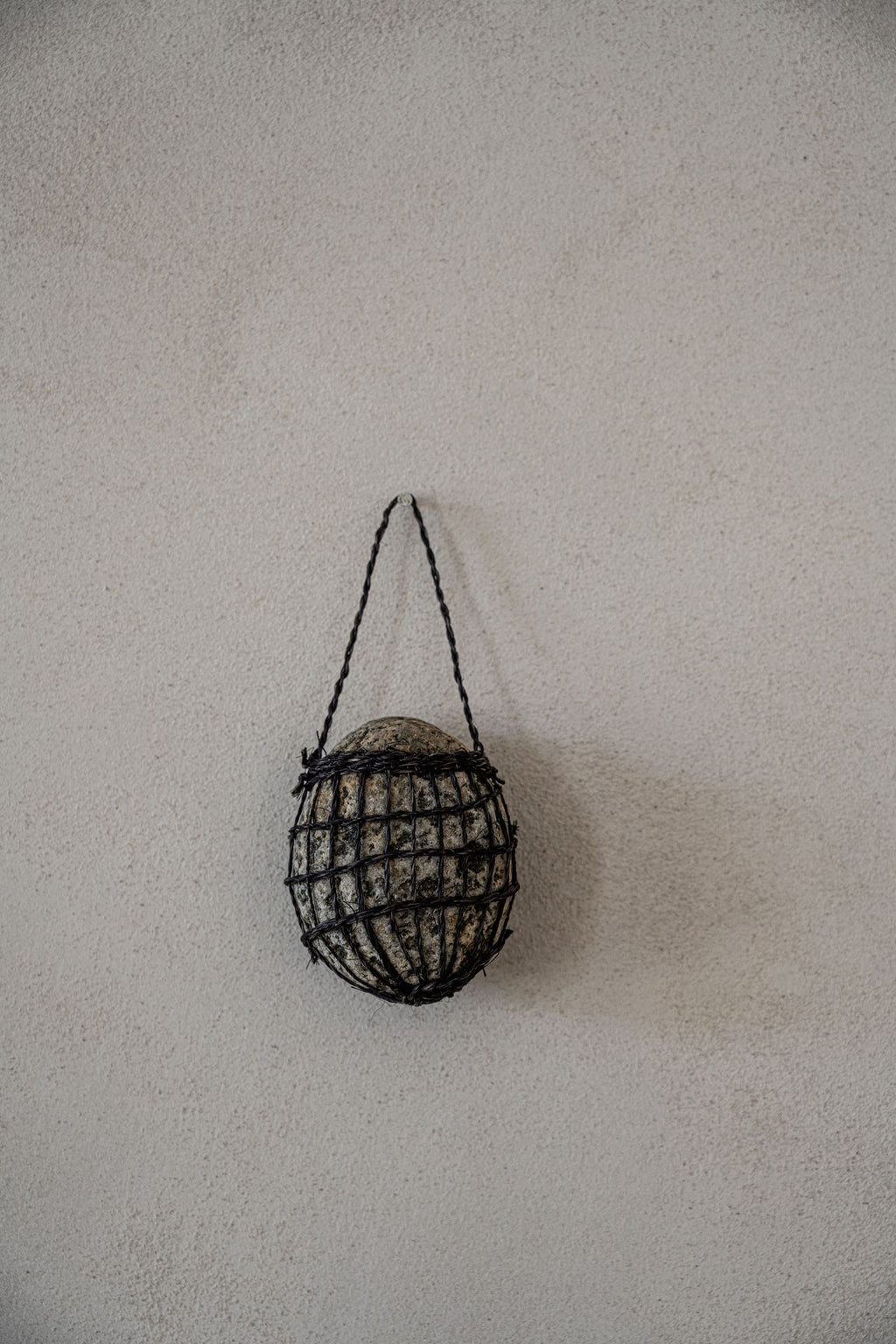 Fili, Weaved stone, 06