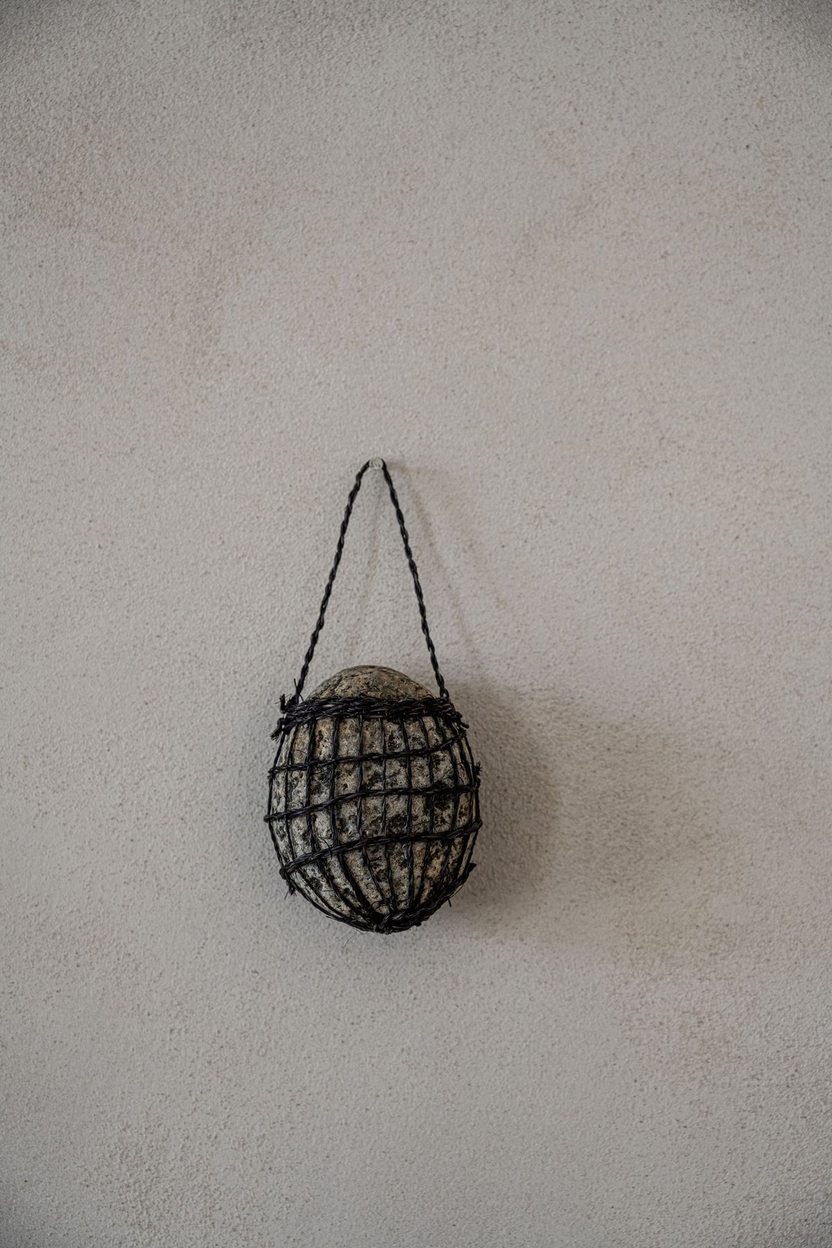 Fili, Weaved stone, 06