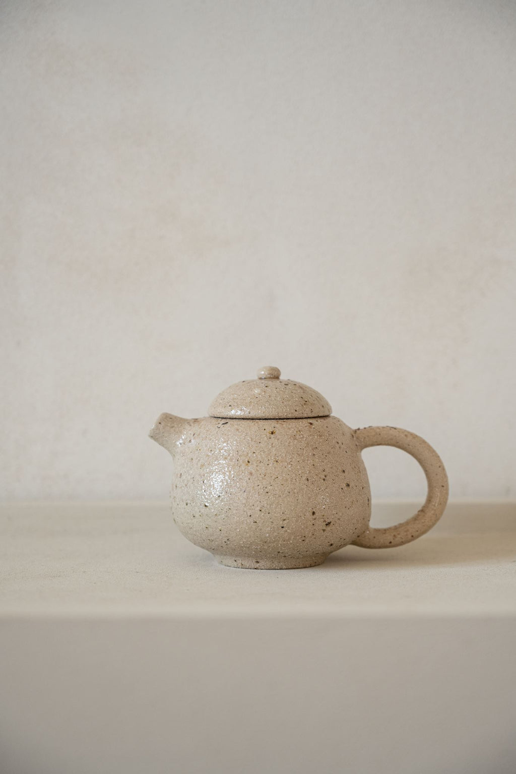 Anna Mors, Tea pot, 01