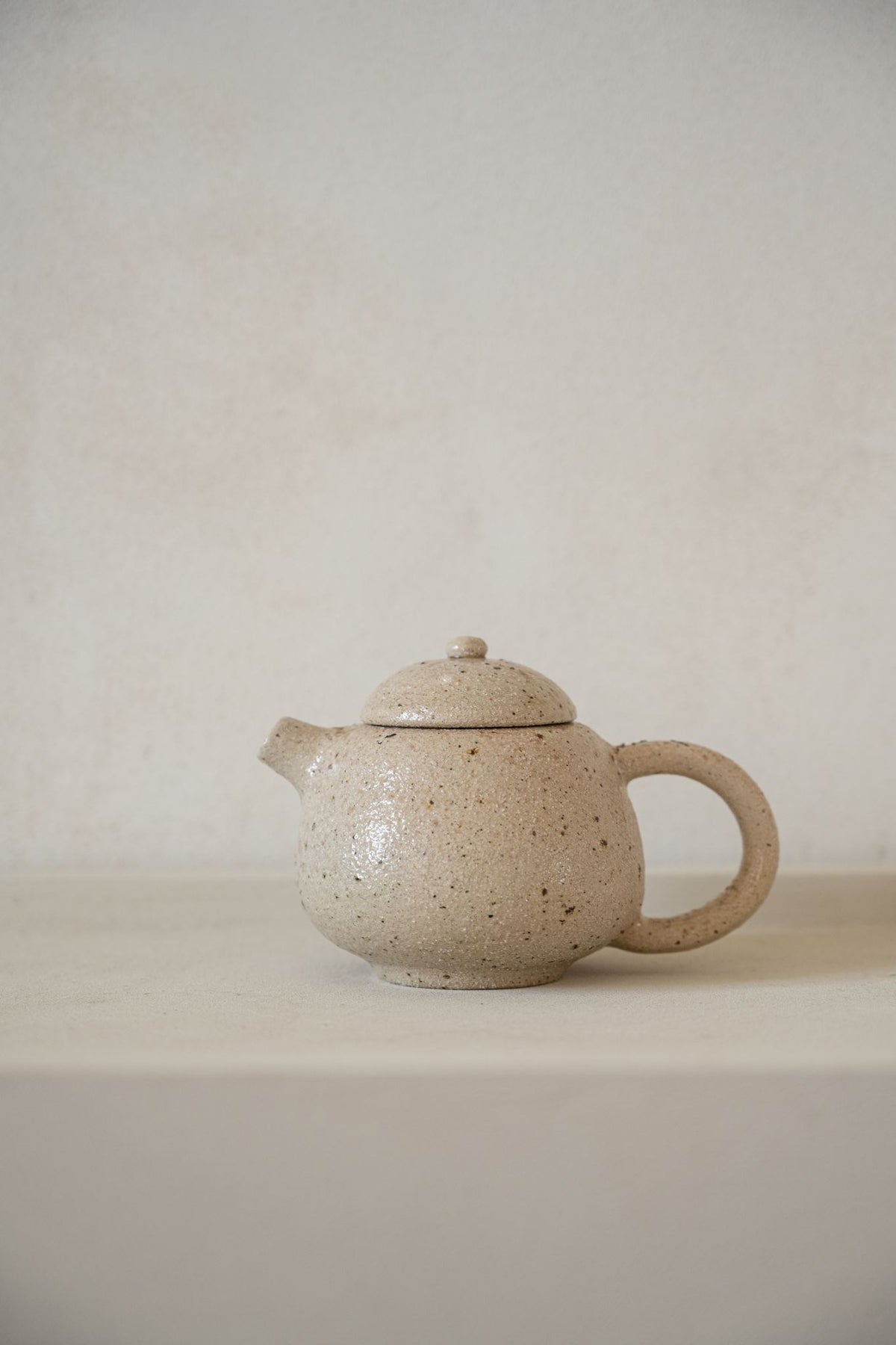 Anna Mors, Tea pot, 01