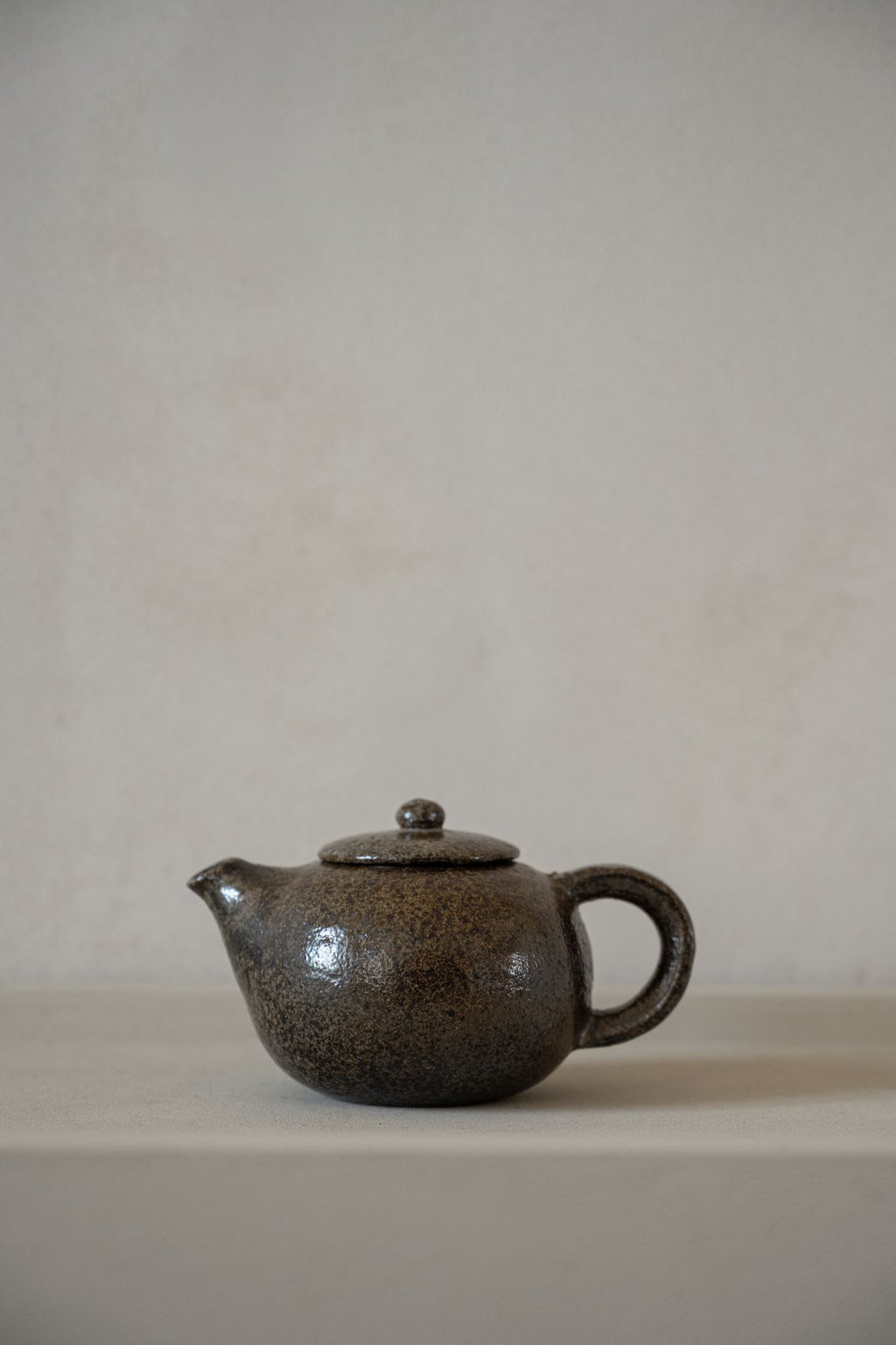 Anna Mors, Tea pot, 02