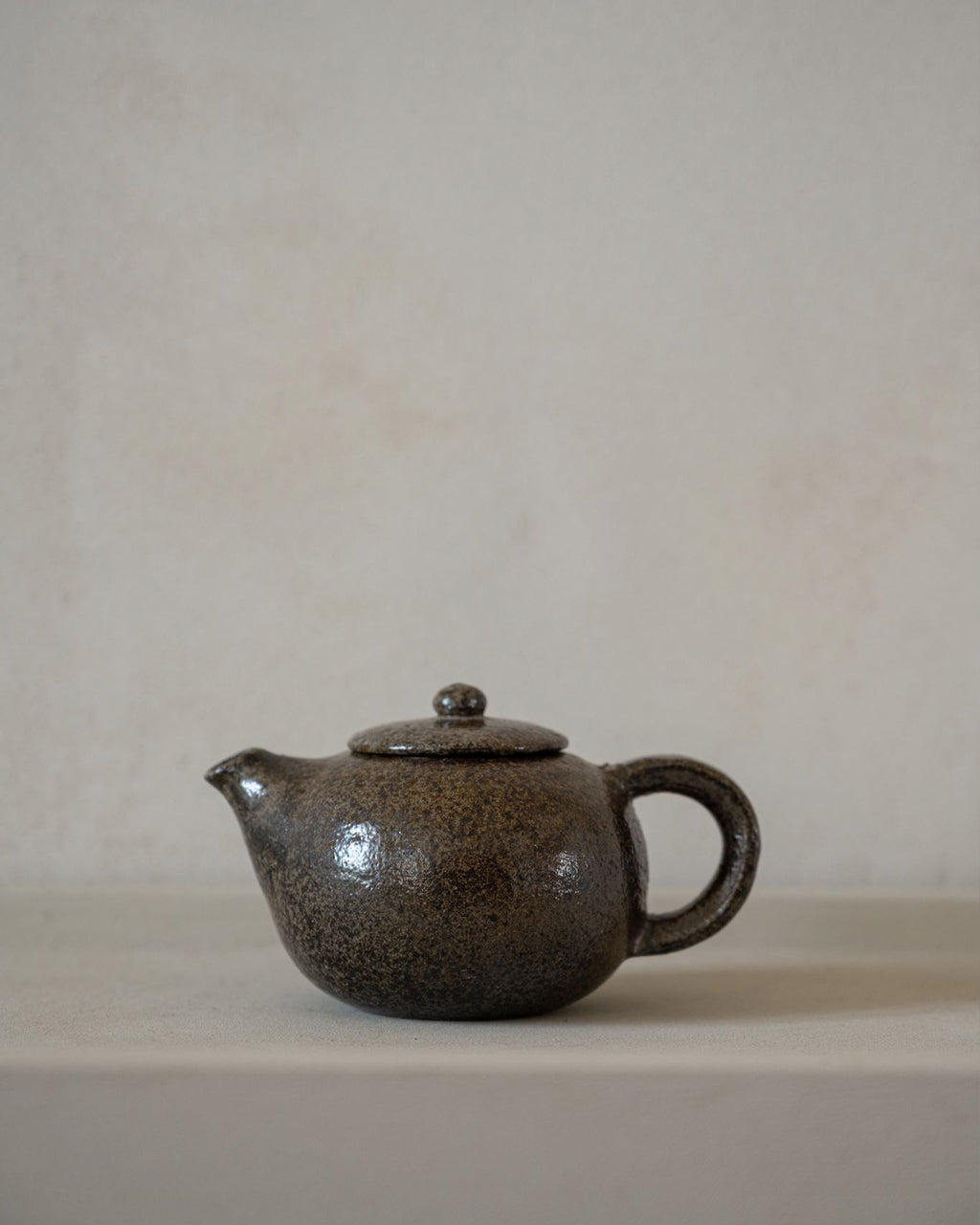 Anna Mors, Tea pot, 02