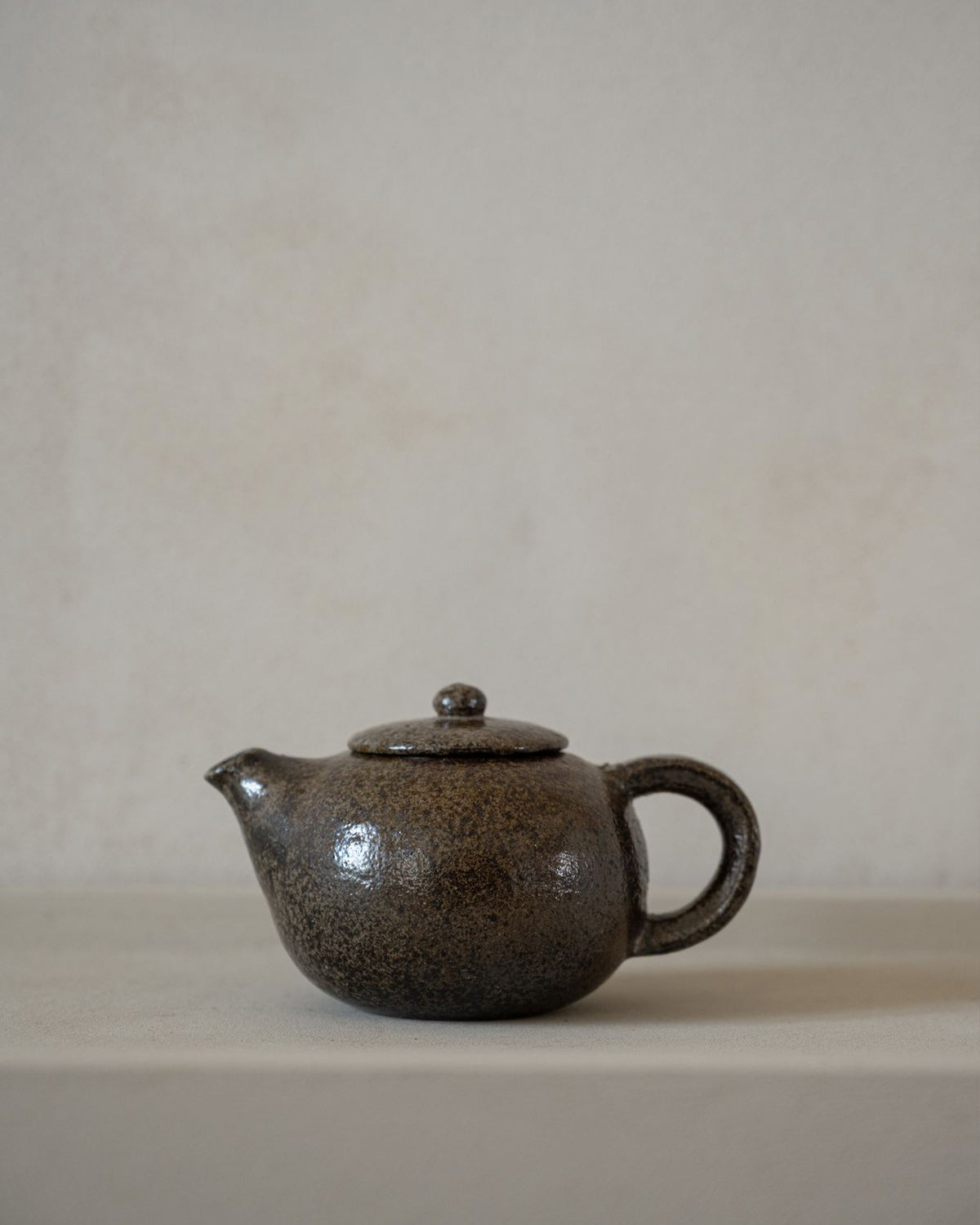 Anna Mors, Tea pot, 02