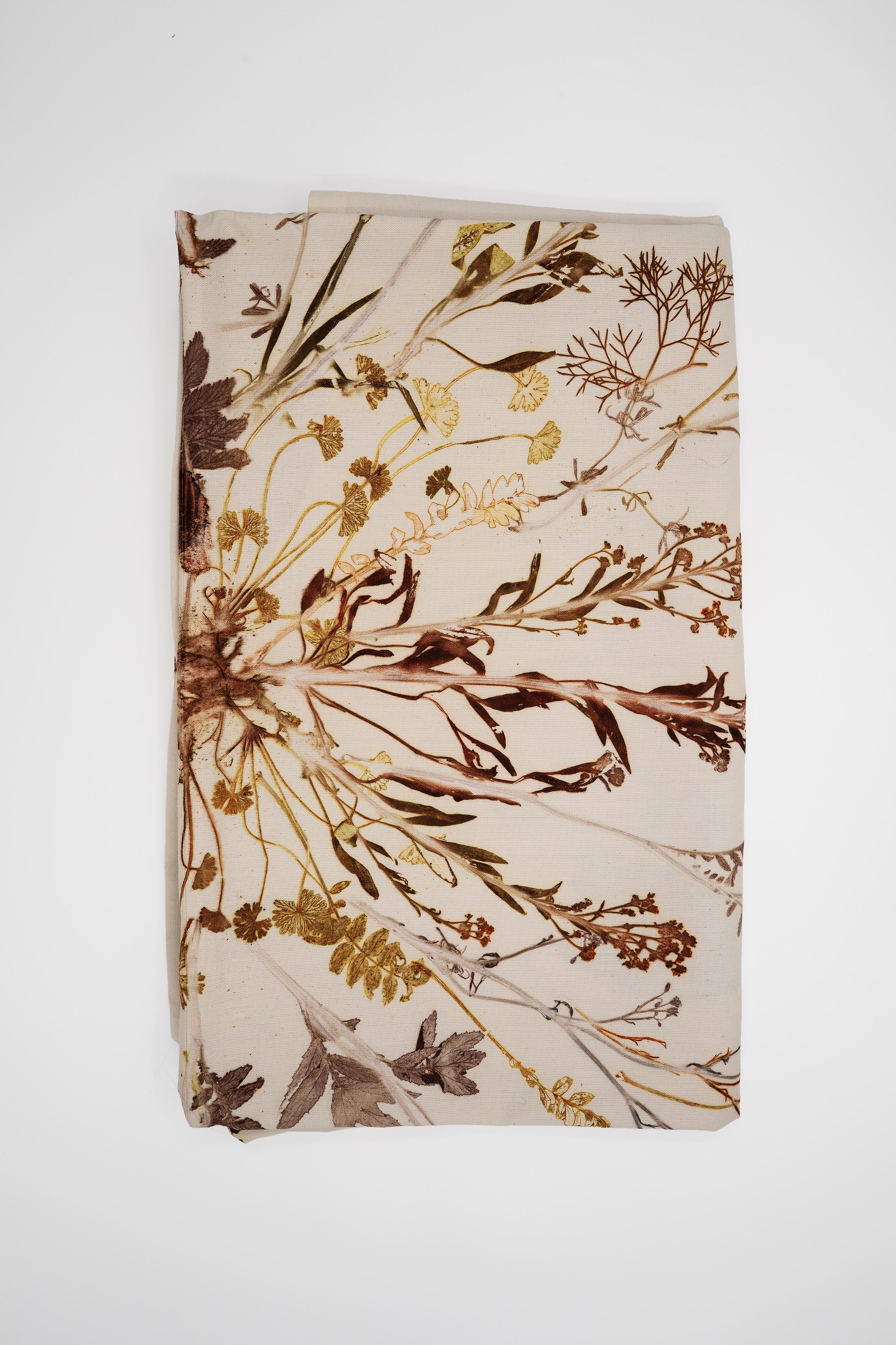 VON LINNÉ, Table Linen, Line of Leaves, Rusty Terracotta