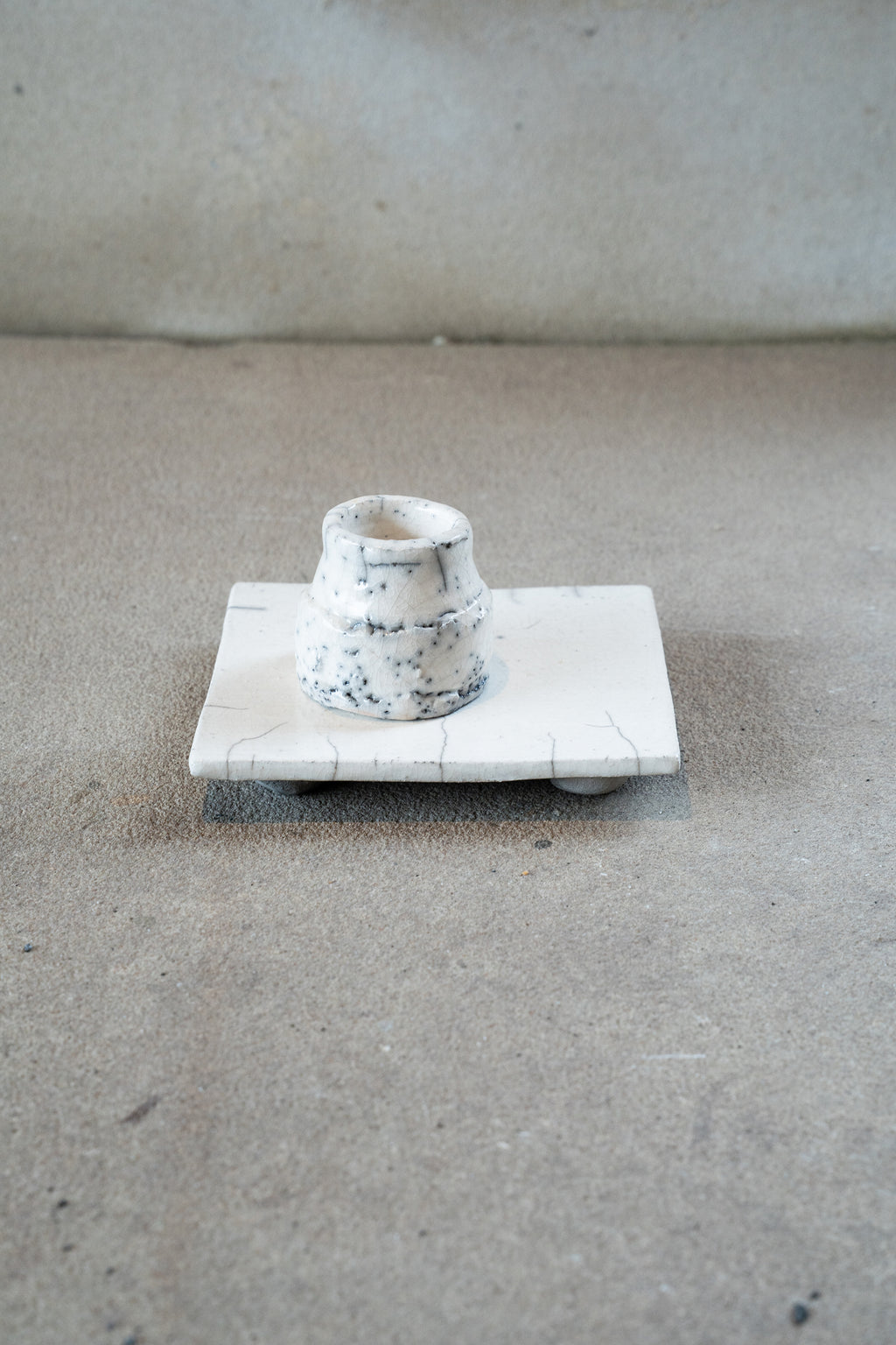 Cécile Daladier, Petit Vase & Plateau