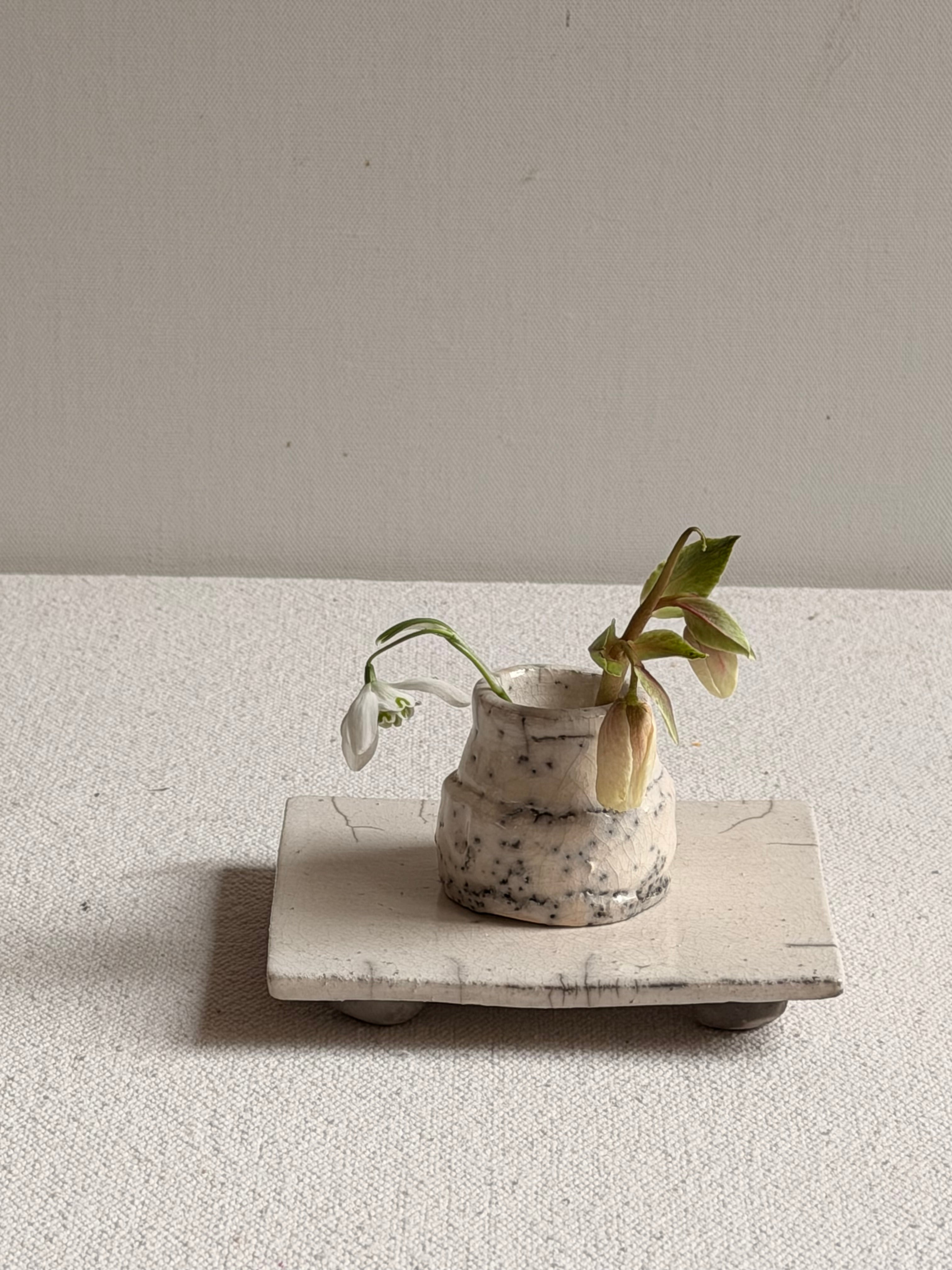 Cécile Daladier, Petit Vase & Plateau