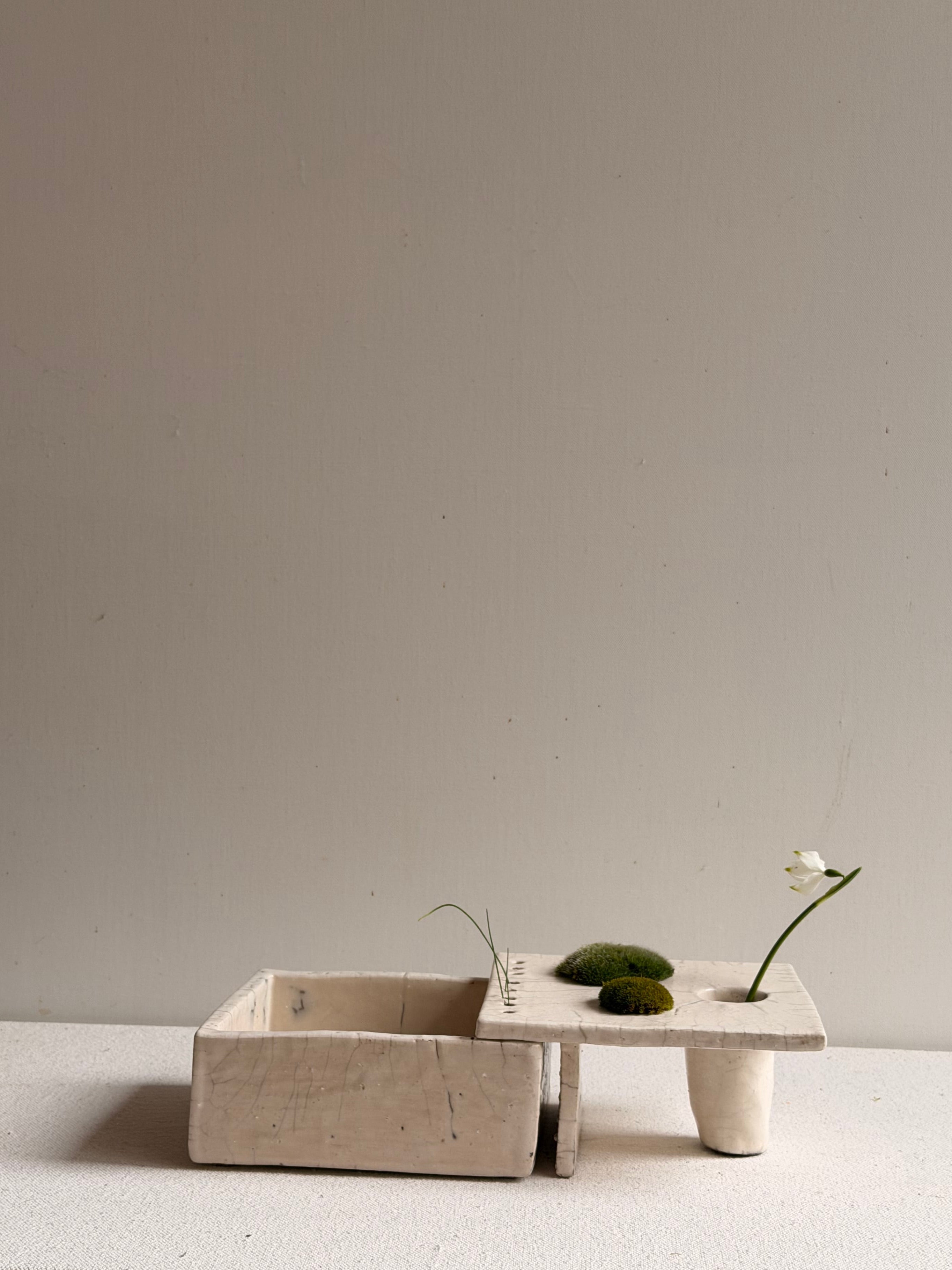Cécile Daladier, Bouquetière En Coffret