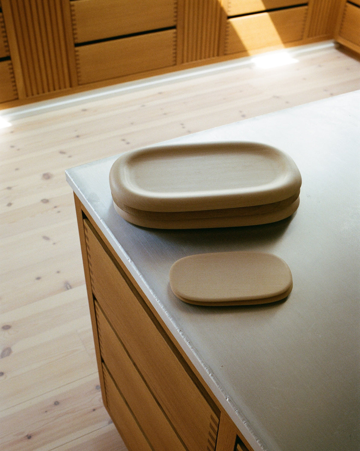 Line Depping, Buttering Board