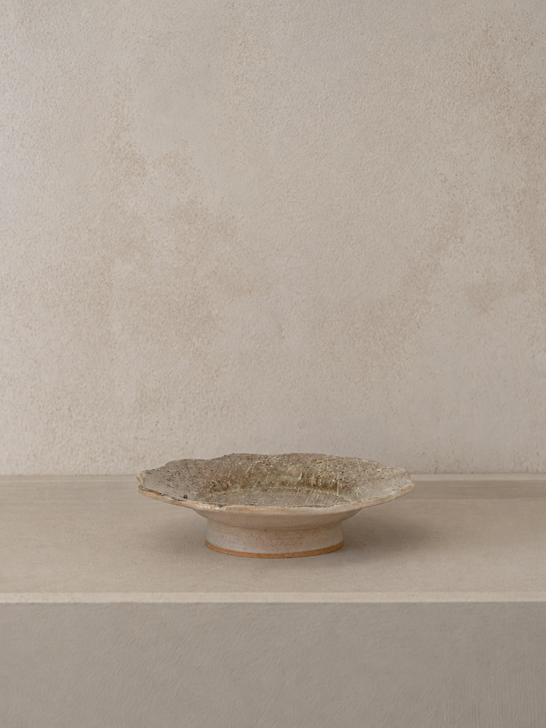 Roxy, Flower Piedestal, Low, Mottled Brown