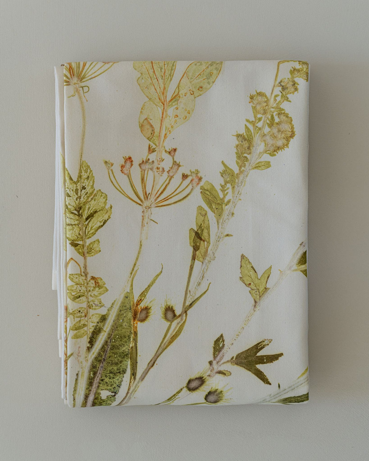 VON LINNÉ, Table Linen, Line of Leaves, Lime and Lemon