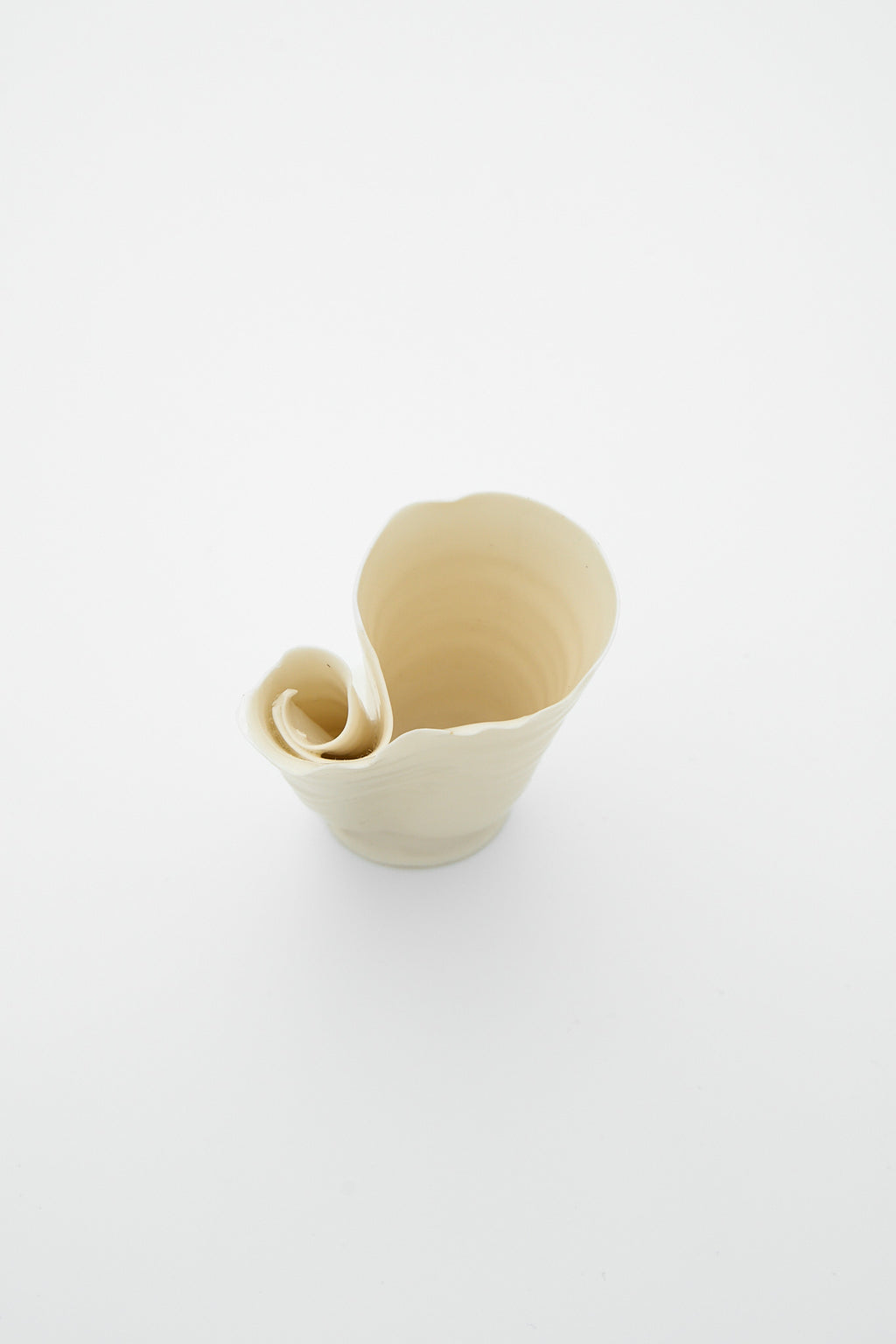 Cille Grosell, Egg Cup