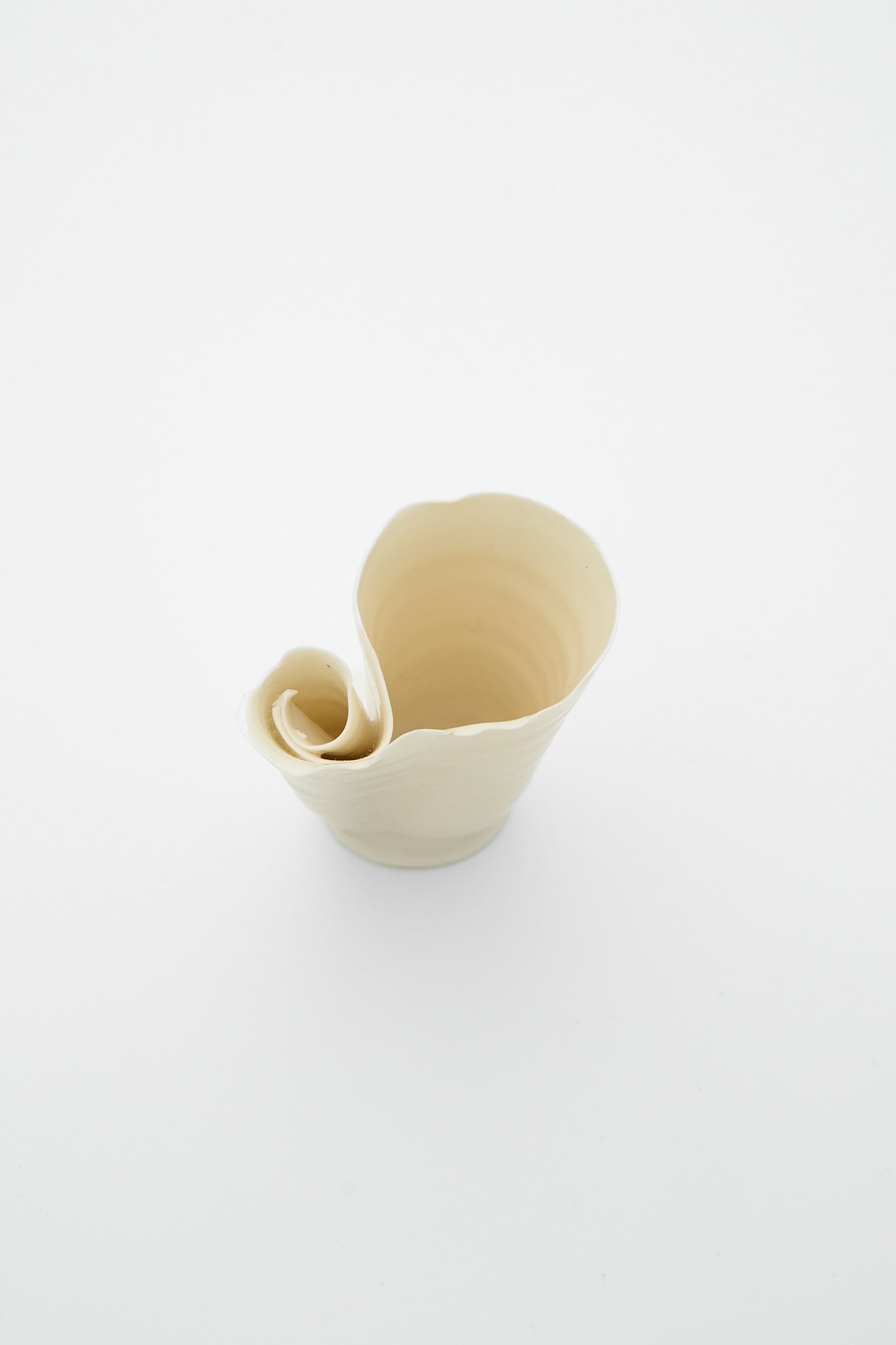 Cille Grosell, Egg Cup
