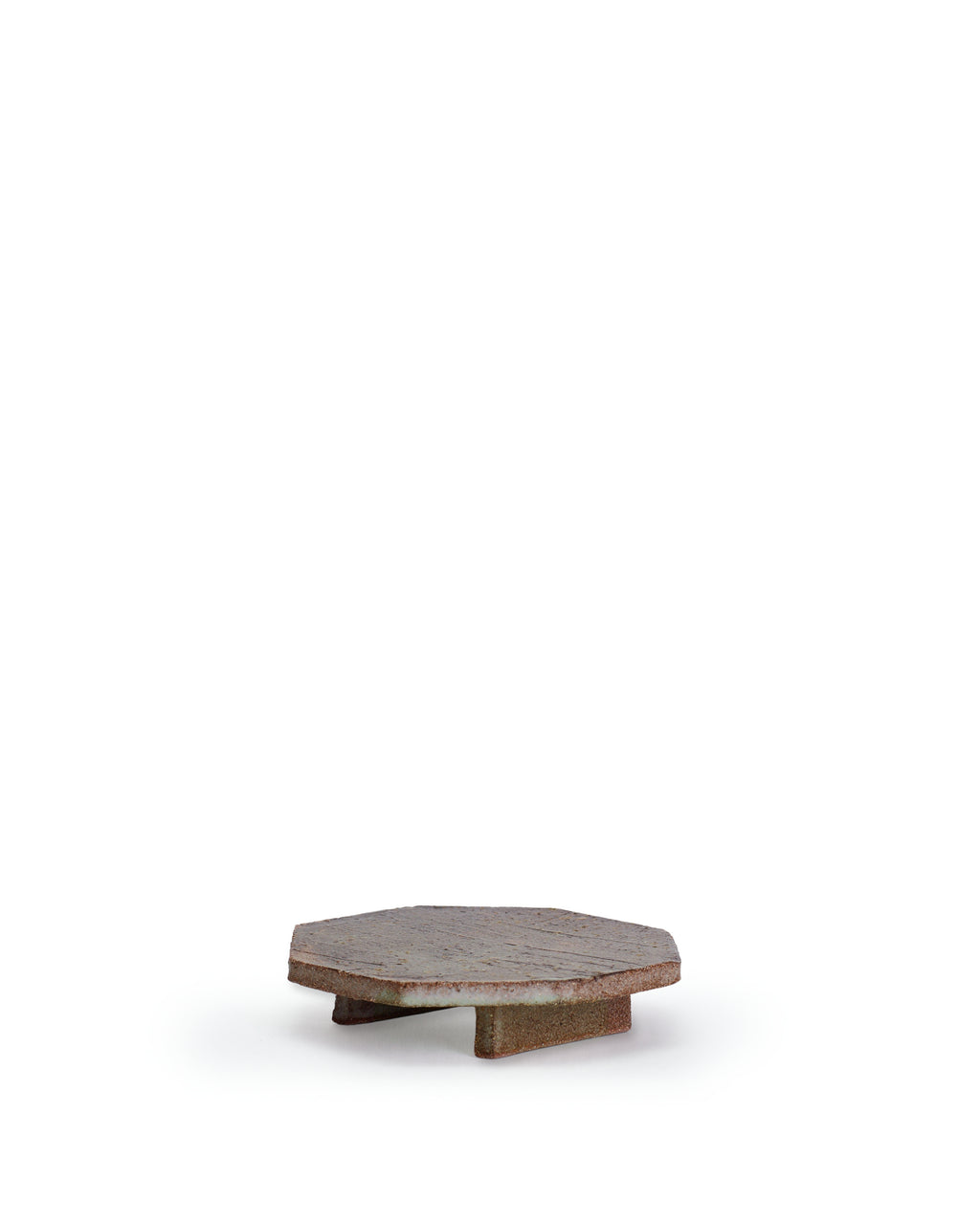 Roxy, Tray on Piedestal, 02, Mottled Brown
