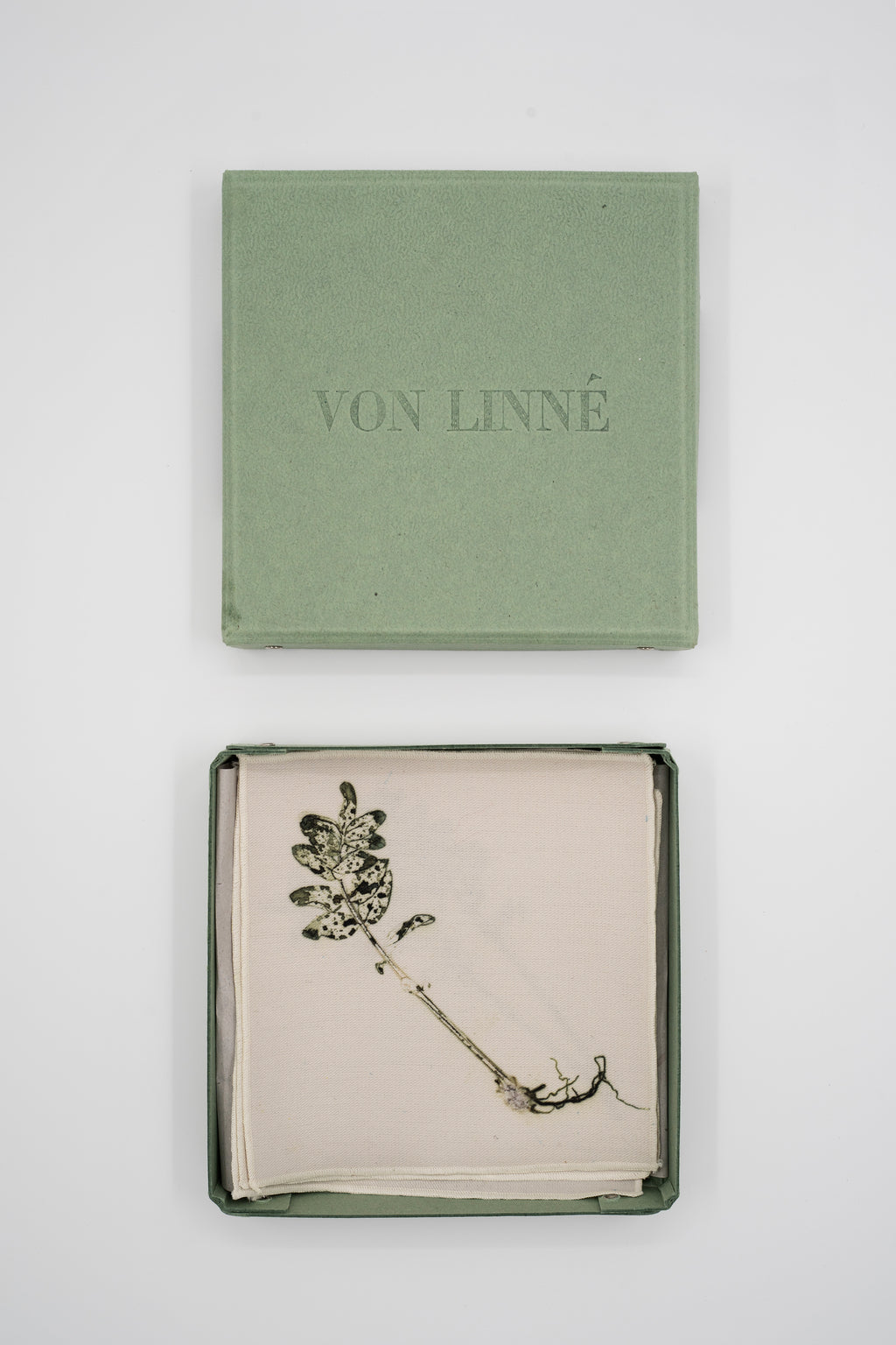 VON LINNÉ, Table Linne, Cocktail Napkins, 01